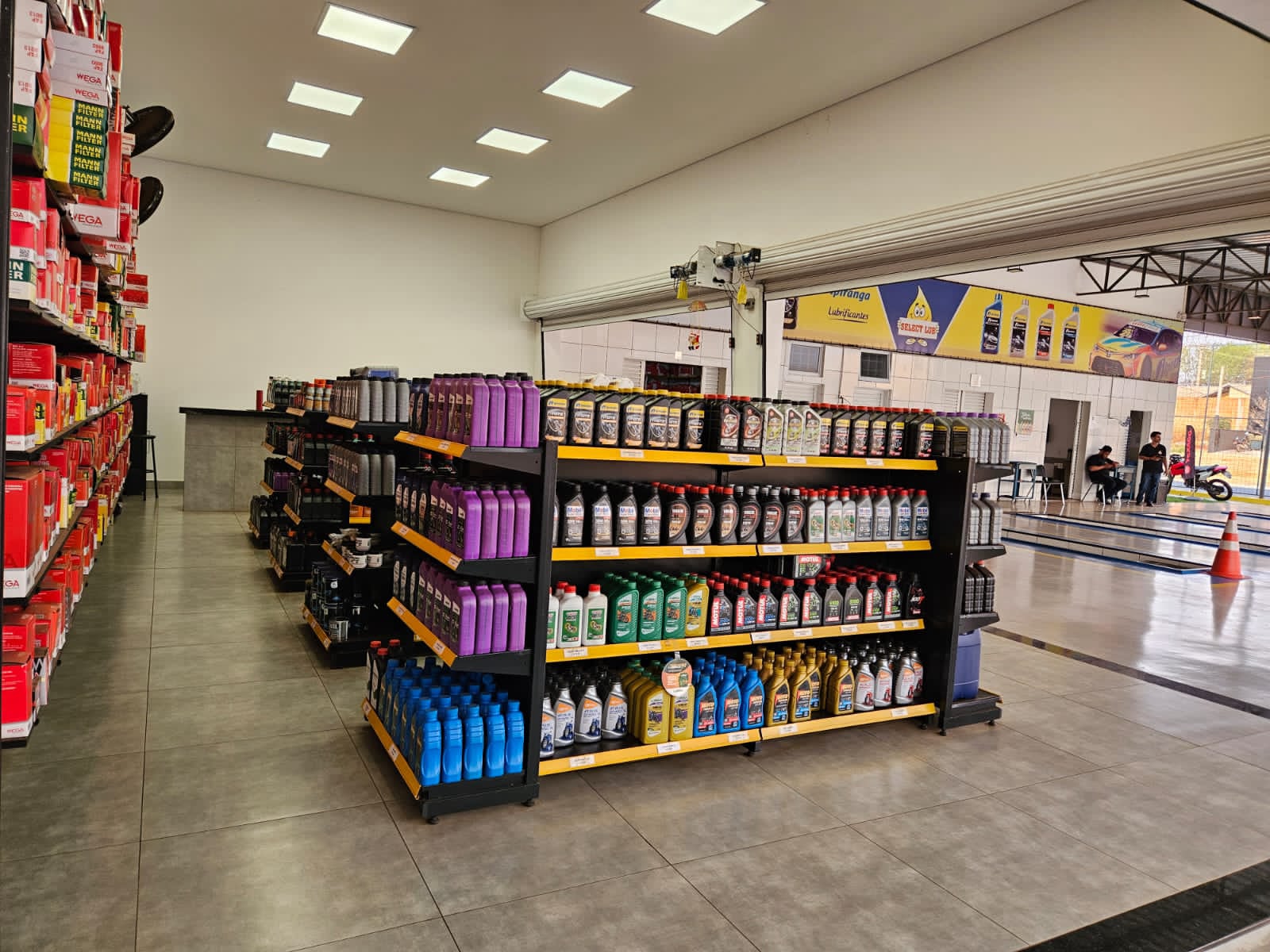 empresa select lub realiza os serviços de  troca de óleo, filtros automotivos, lubrificantes, atendimento exclusivo ao cliente na região de ribeirão preto